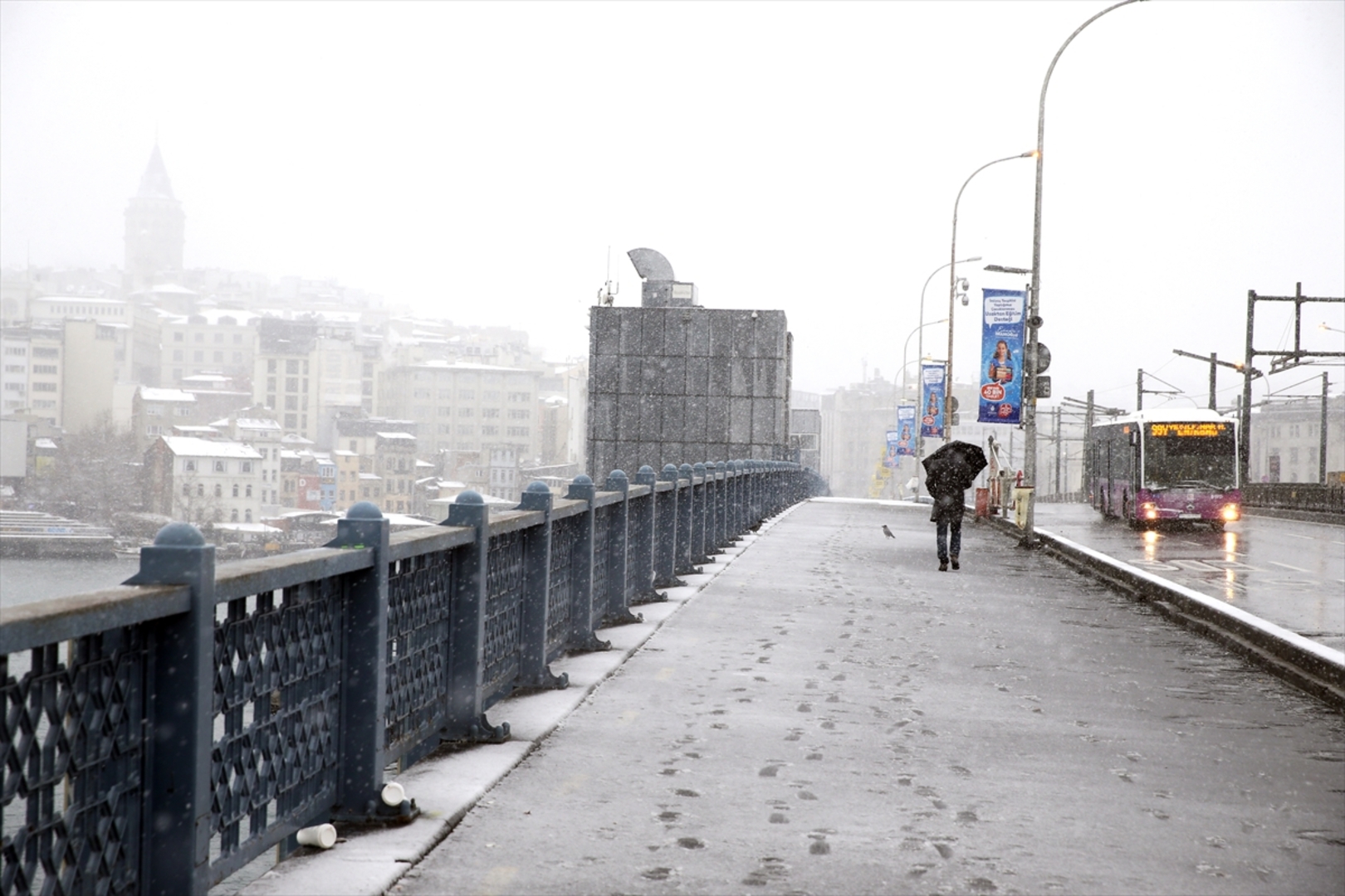 Istanbul okovao snijeg i led - slika 16