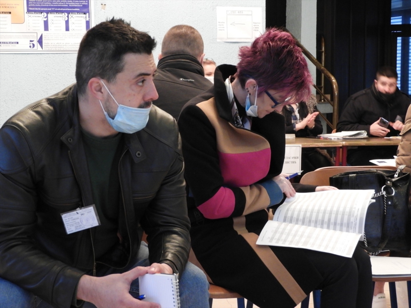  Otvorena biračka mjesta. U Doboju se glasa u Srebrenici Bošnjaci bojkotiraju - slika 5