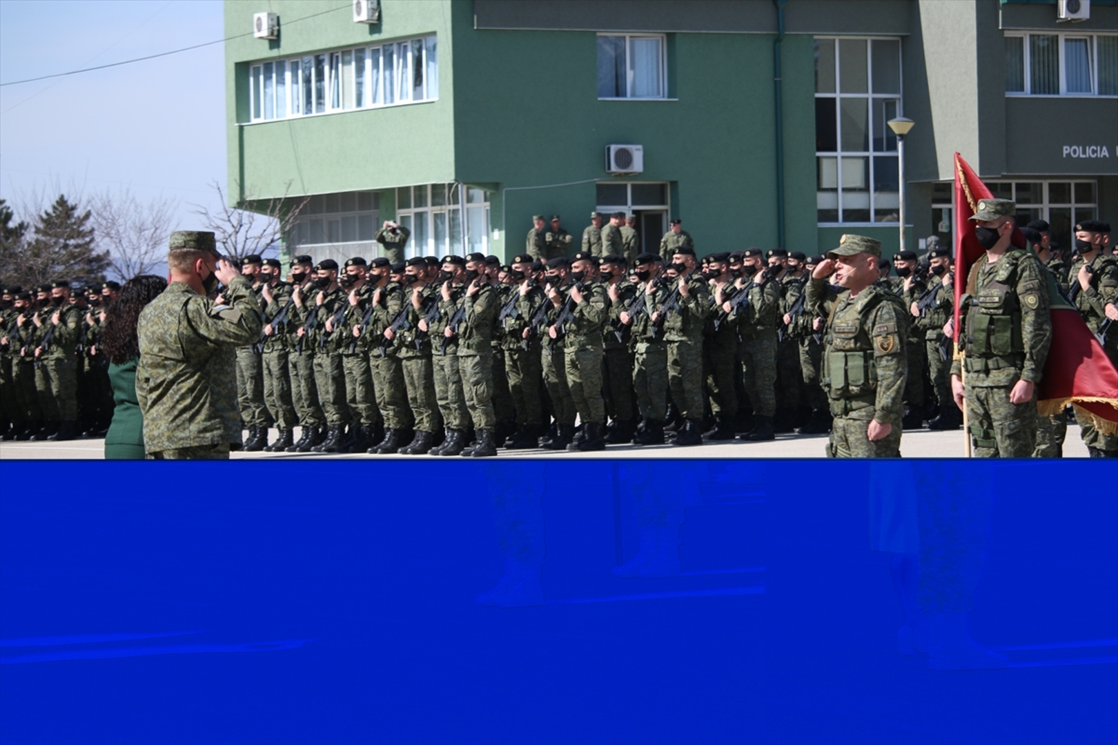 Kosovo odalo počast Ademu Jashariju - slika 7