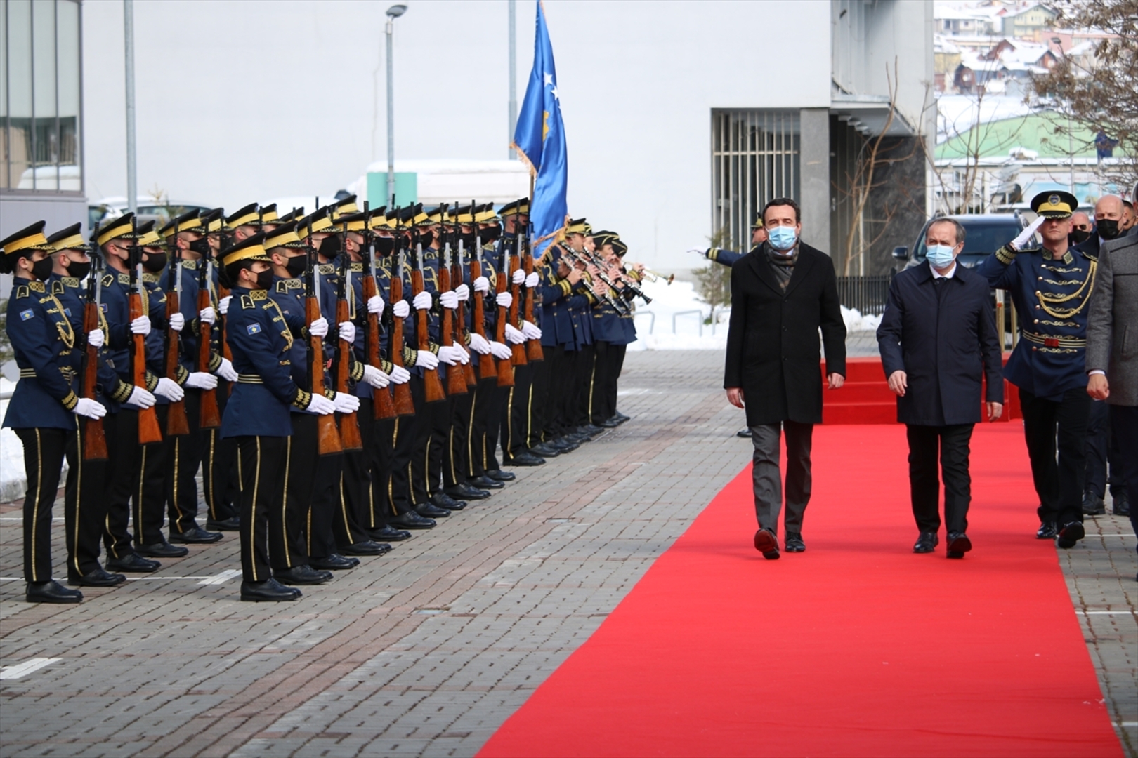 Kurti zvanično preuzeo funkciju premijra Kosova - slika 7