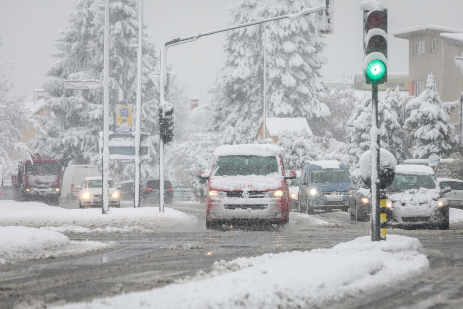 Snijeg prekrio Sloveniju - slika 3