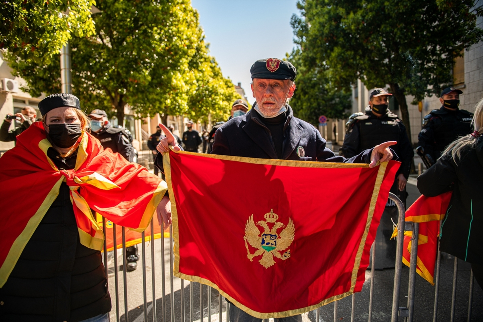 I dalje traju protesti u Podgorici - slika 5