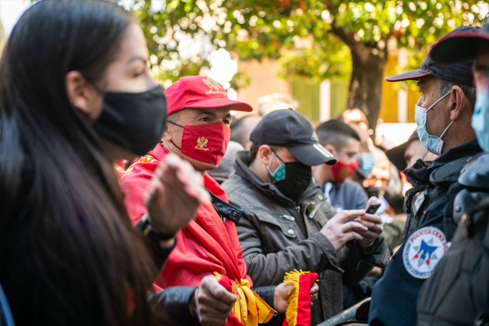 I dalje traju protesti u Podgorici - slika 11