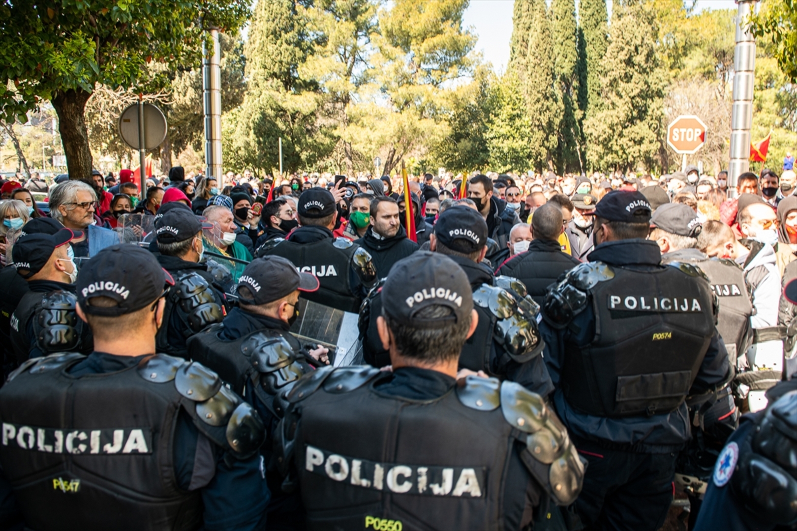 I dalje traju protesti u Podgorici - slika 12