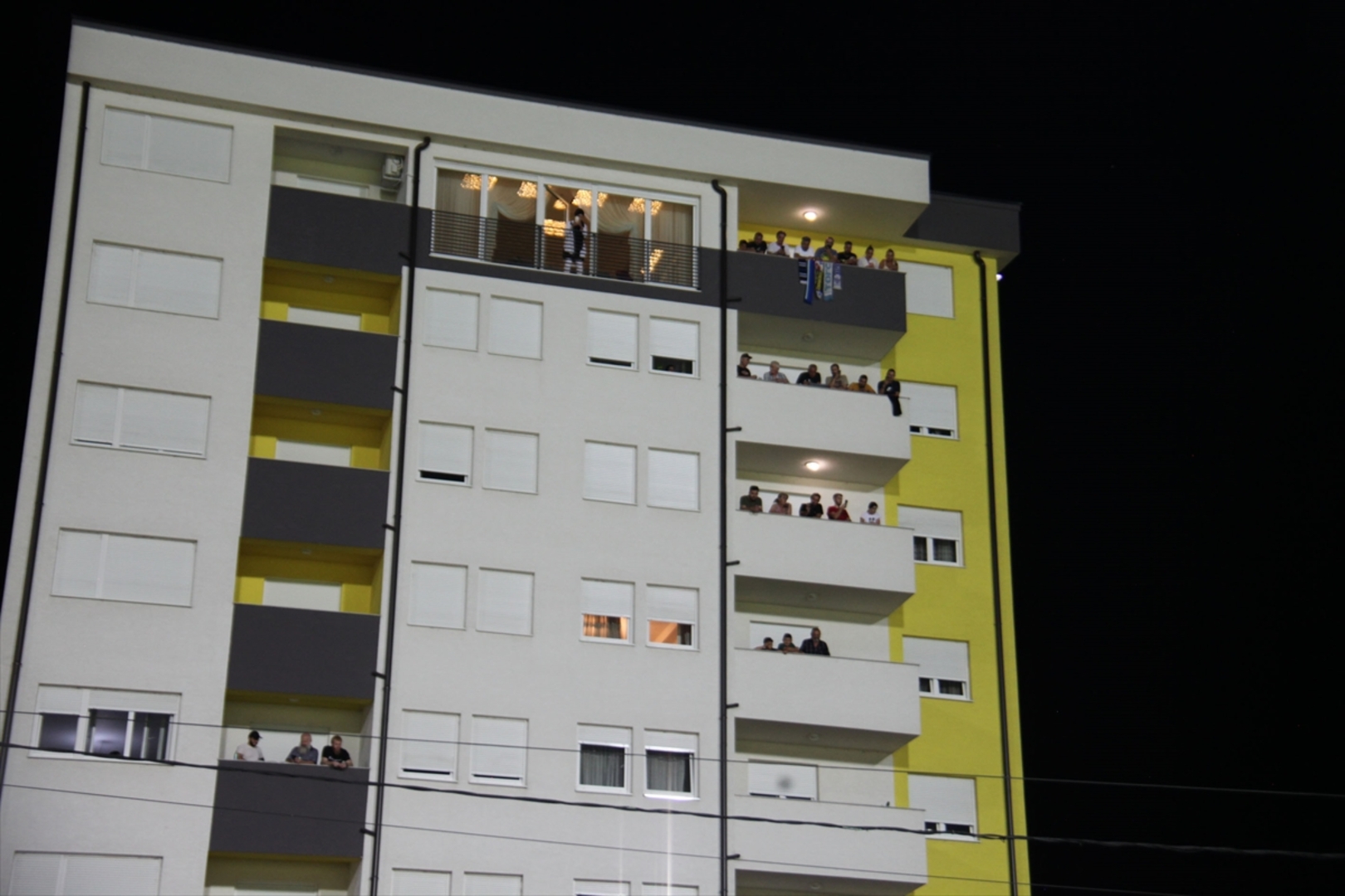 Nacionalistički ispadi Partizanovih navijača obilježili utakmicu u Novom Pazaru - slika 14