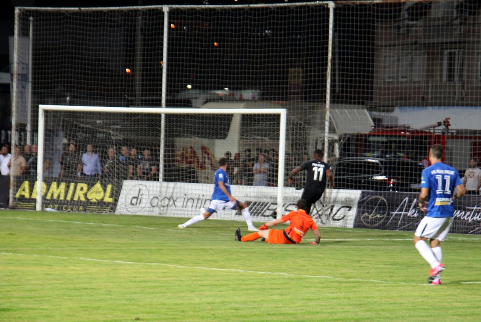 Nacionalistički ispadi Partizanovih navijača obilježili utakmicu u Novom Pazaru - slika 4