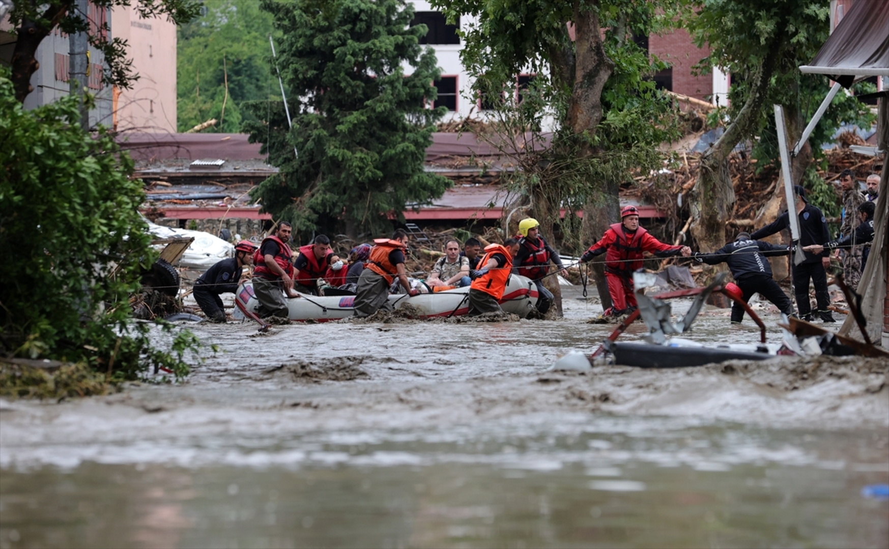 Turska: Poplave u crnomorskoj regiji odnijele devet života - slika 2