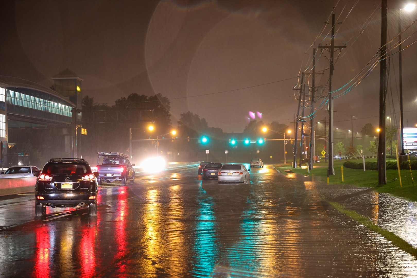 U poplavama u Njujorku najmanje sedam mrtvih - slika 21