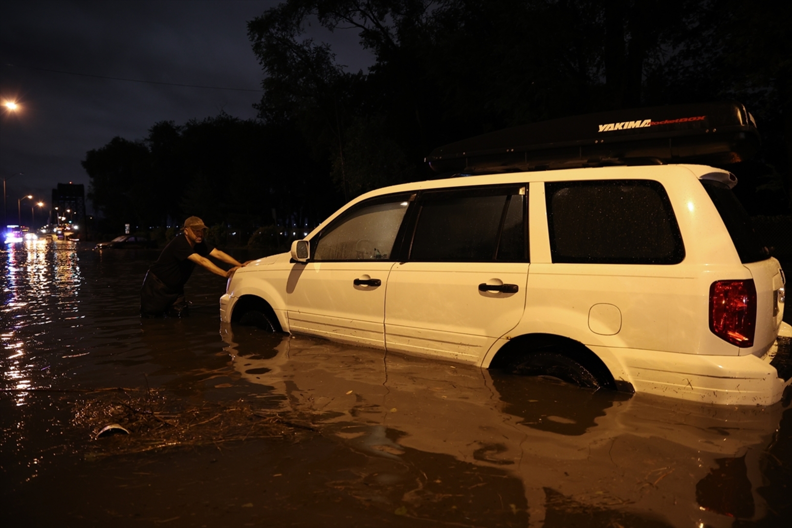 U poplavama u Njujorku najmanje sedam mrtvih - slika 18