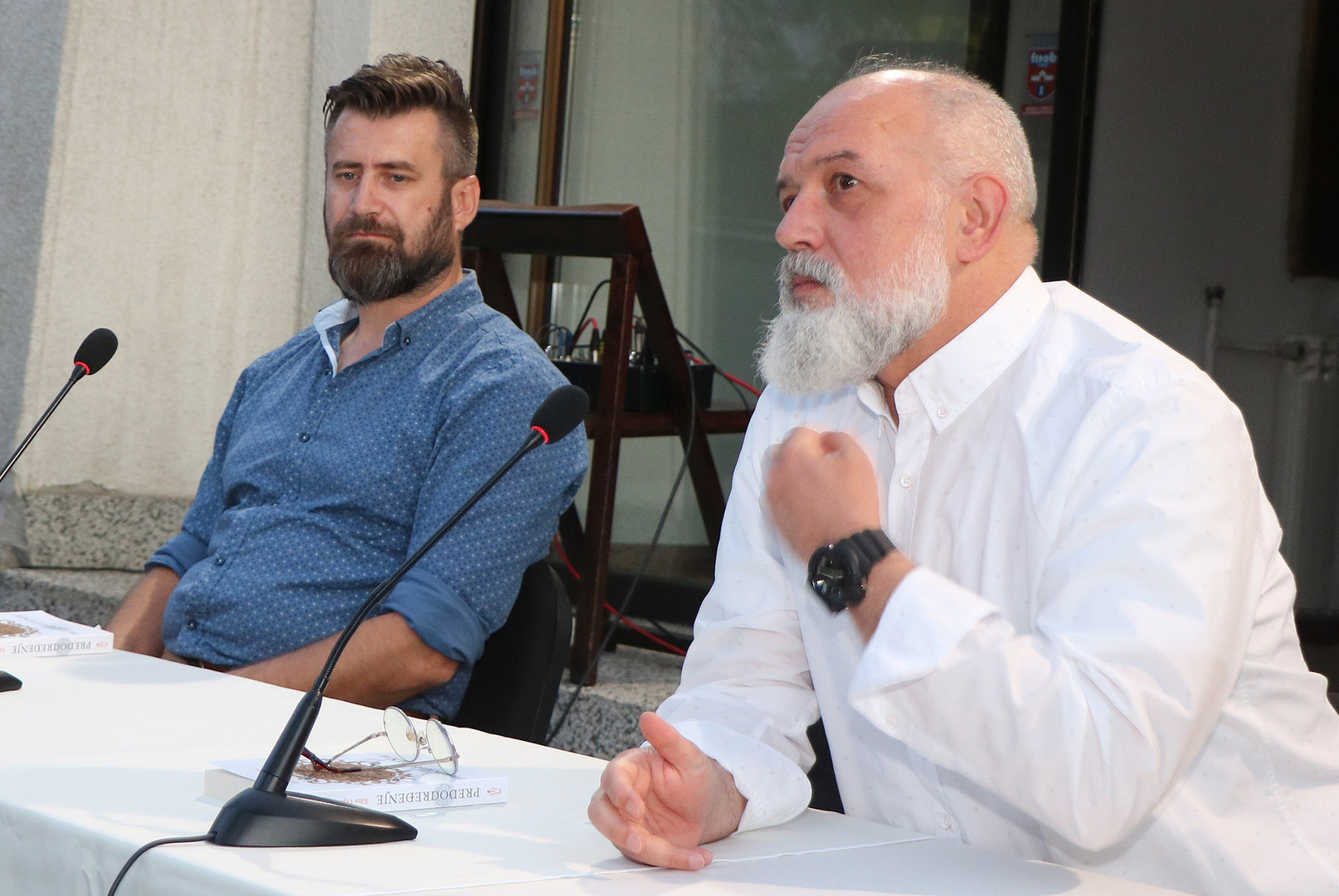 U Tuzli promoviran roman „Predodređenje“ dr. Edina Urjana Kukavice - slika 4