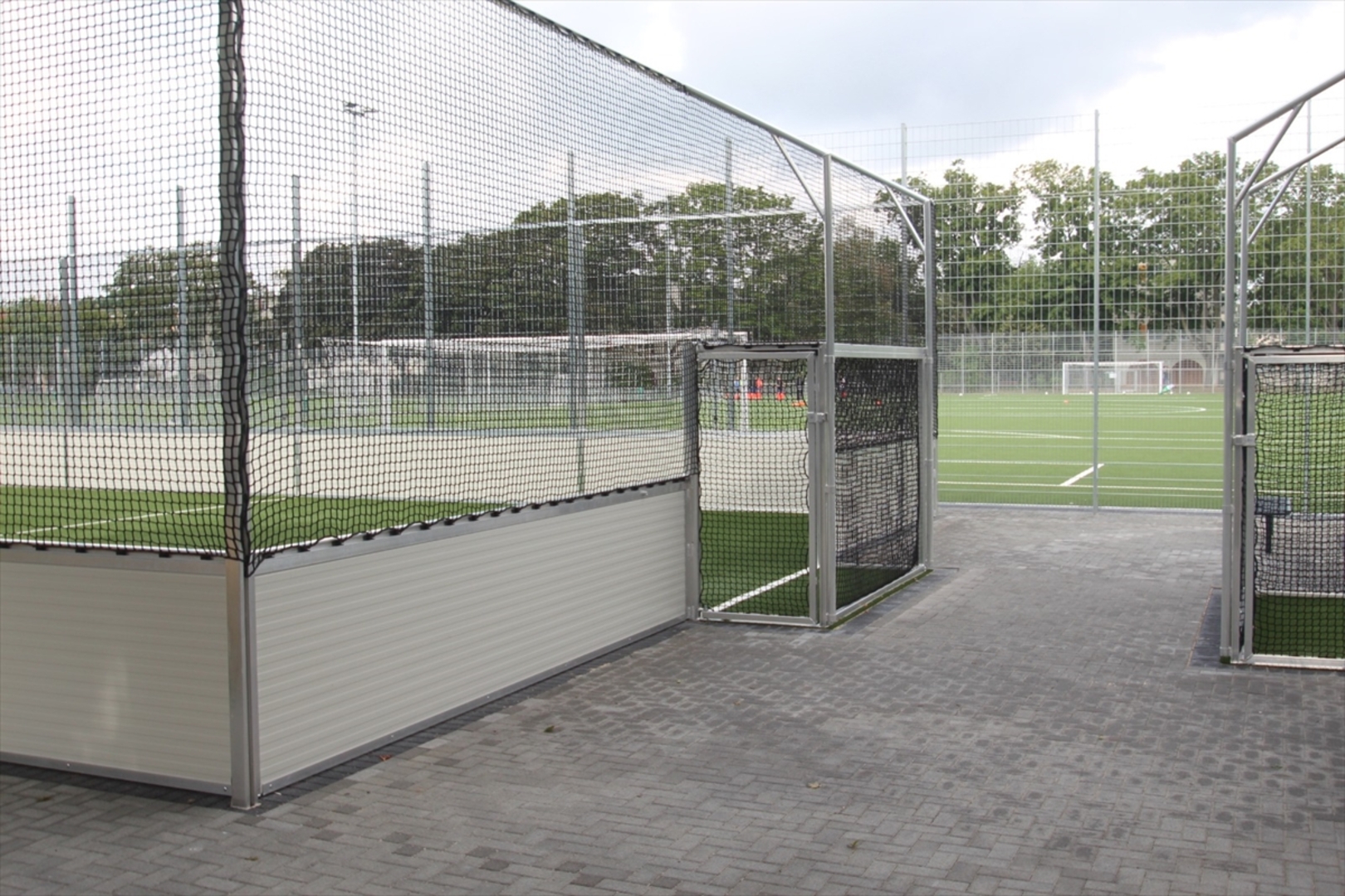 Grad Frankfurt investirao tri miliona eura u novi stadion na kojem igra SV BKC Bosna Frankfurt - slika 9