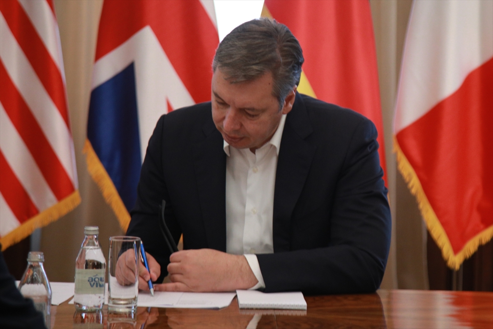 Ambasadori Kvinte na sastanku s Vučićem zatražili deeskalaciju krize na sjeveru Kosova - slika 2
