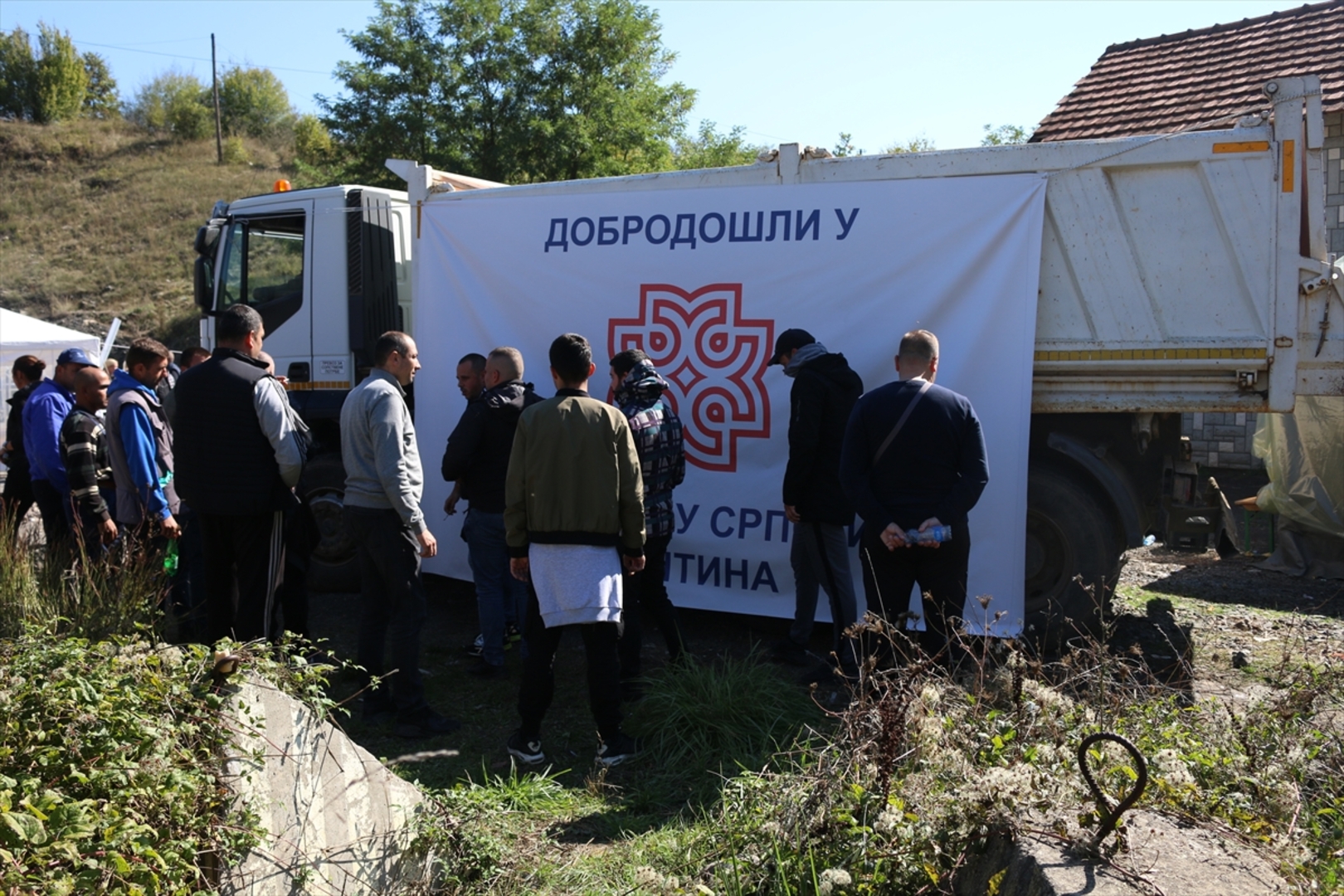 Završeno uklanjane blokada i povlačenje kosovskih specijalaca - slika 17