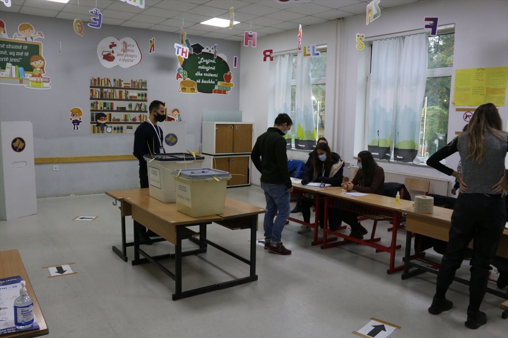 Kosovo: Počelo glasanje za izbor nove lokalne vlasti - slika 10