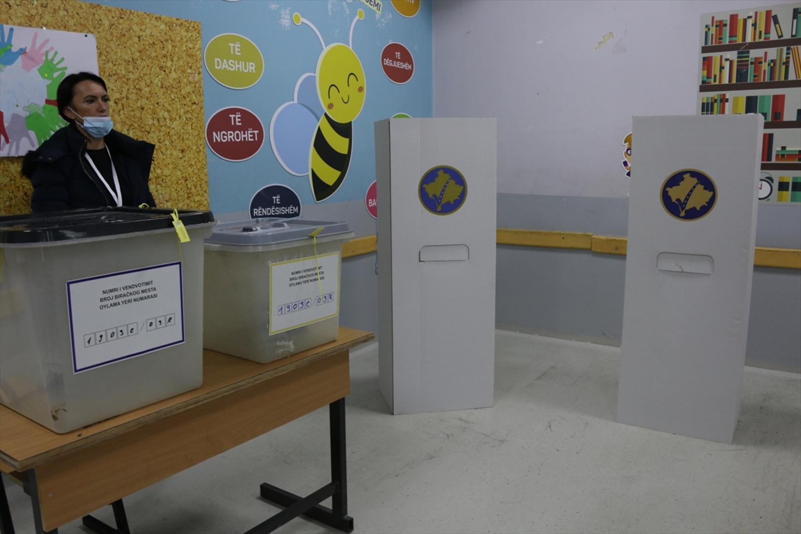 Kosovo: Počelo glasanje za izbor nove lokalne vlasti - slika 13