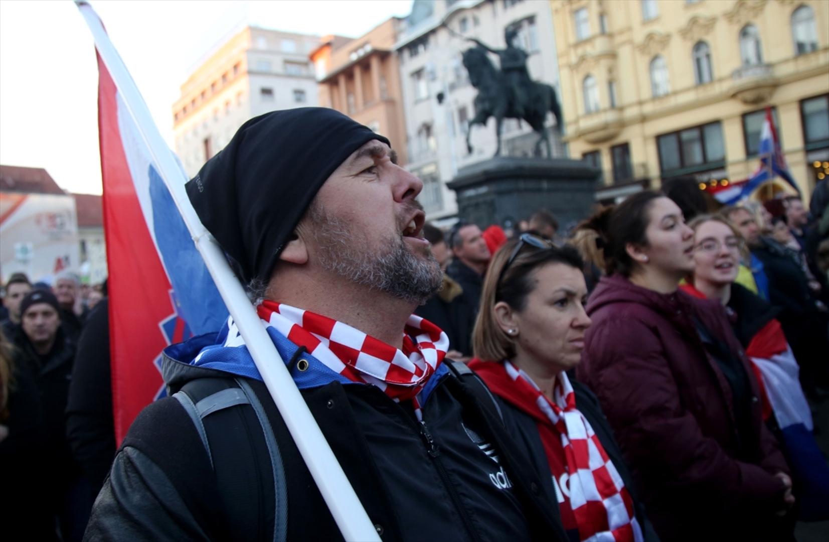 Desetine hiljada ljudi na demonstracijama u Beču. Protesti i u Zagrebu - slika 10