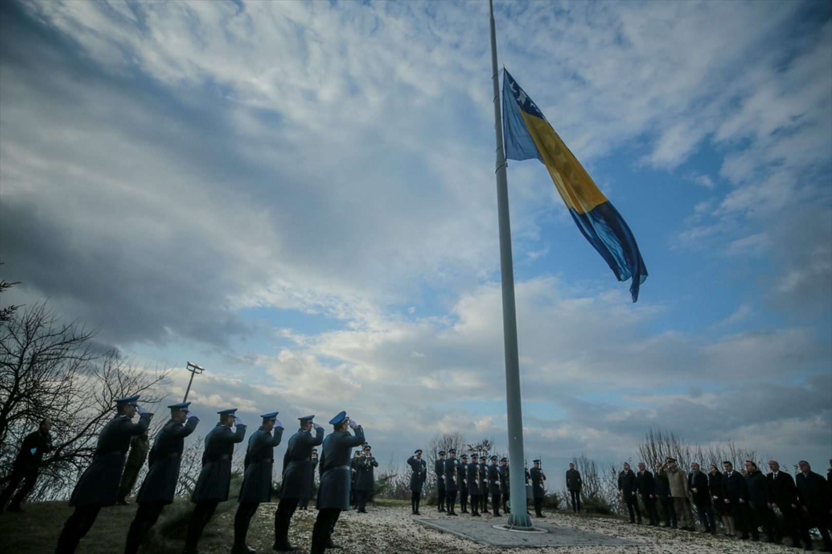 Komšić : Bosna i Hercegovina će biti sve dok mi vjerujemo u nju - slika 3