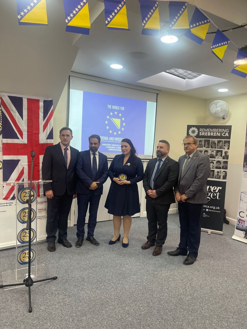 Protesti za mir u BiH širom Velike Britanije - slika 3