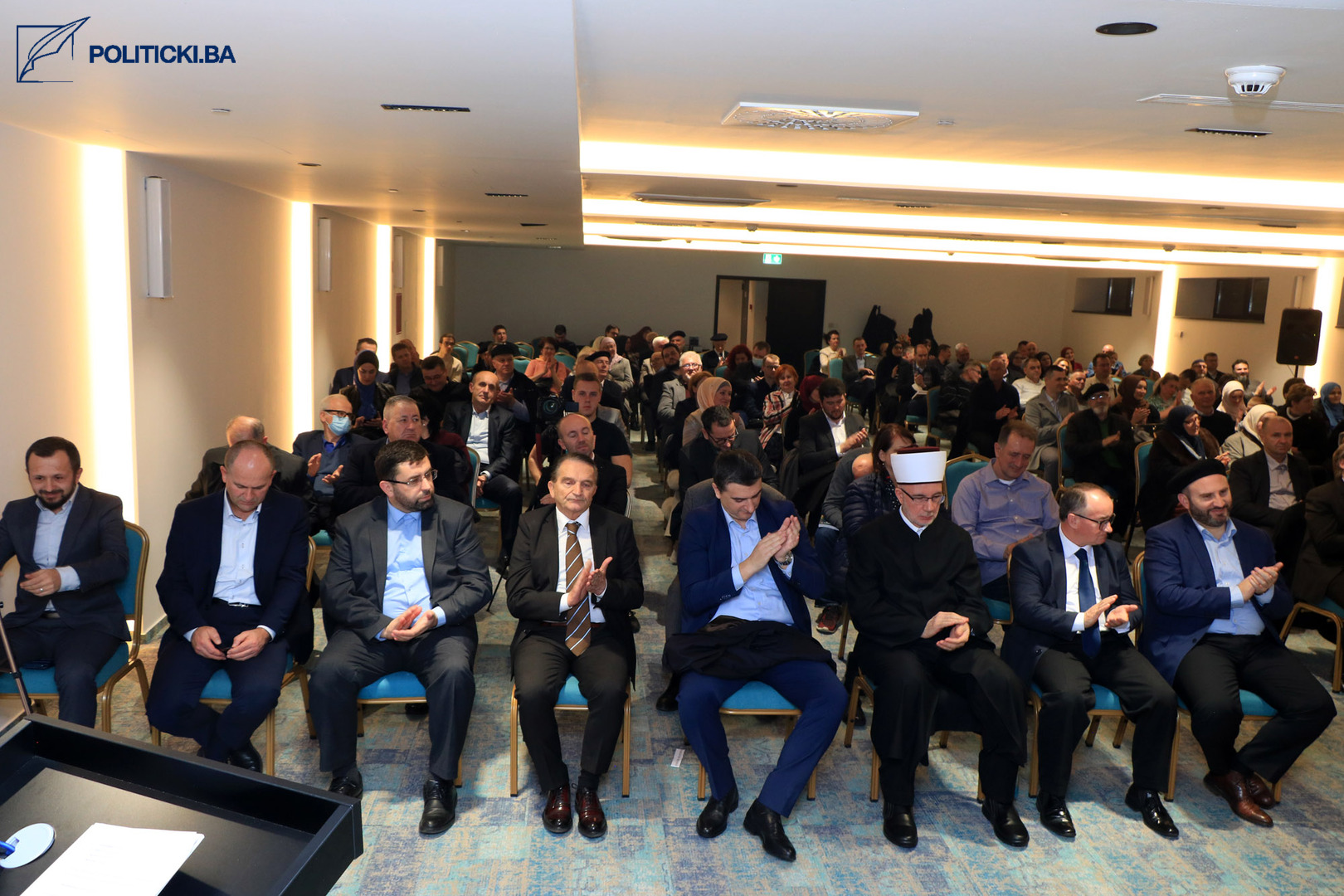 U Tuzli promovirane tri knjige prof. dr. Ševke Sulejmanovića  - slika 19