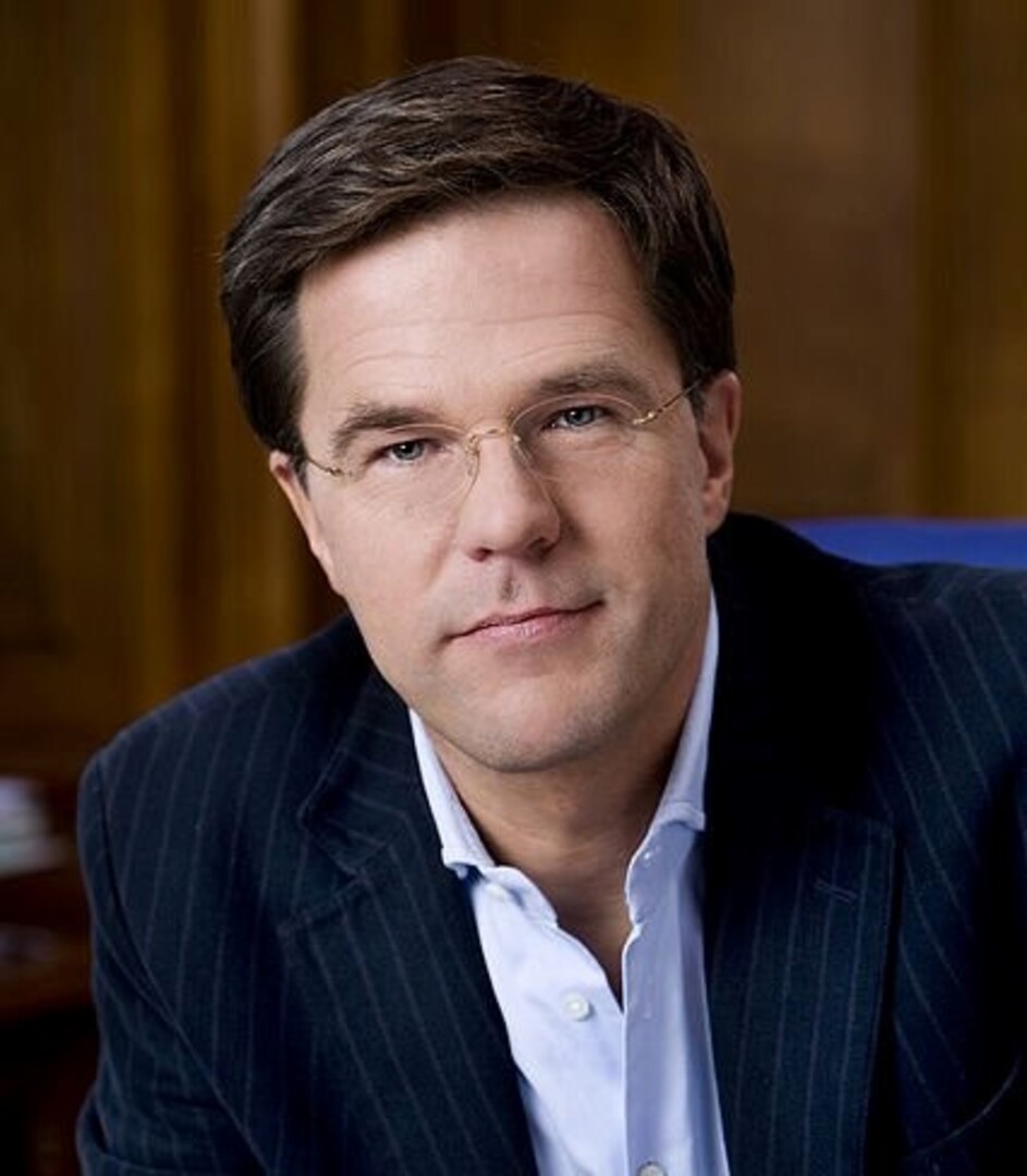 Rutte: Razmatramo slanje teškog naoružanja Ukrajini zajedno sa Njemačkom... - slika 1