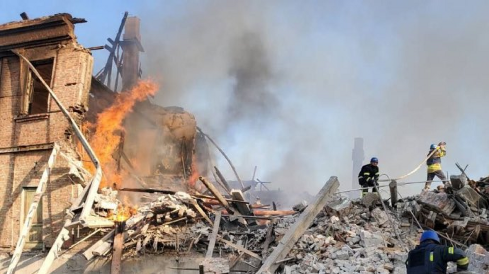 U ruskom bombardiranju škole 60 mrtvih - slika 1