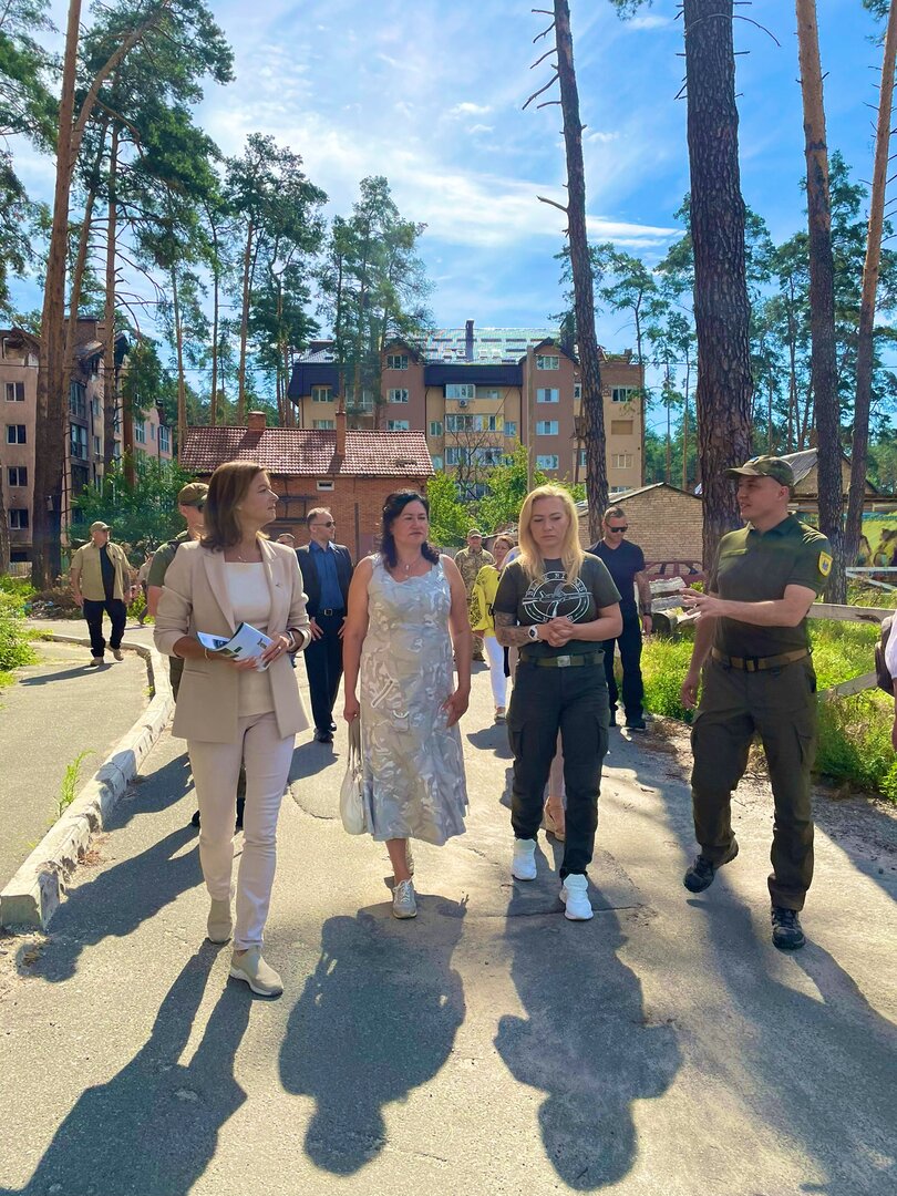 Tanja Fajon u Ukrajini. Posjetila Kijev i Irpin - slika 4