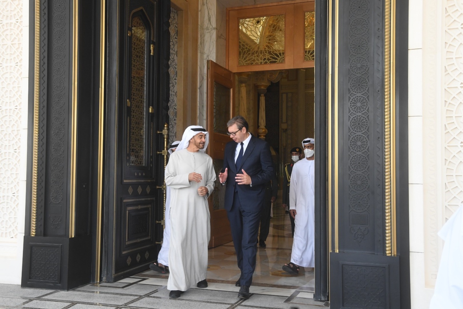 Vučić: Srbija od UAE dobija milijardu eura sa tri posto kamate - slika 1