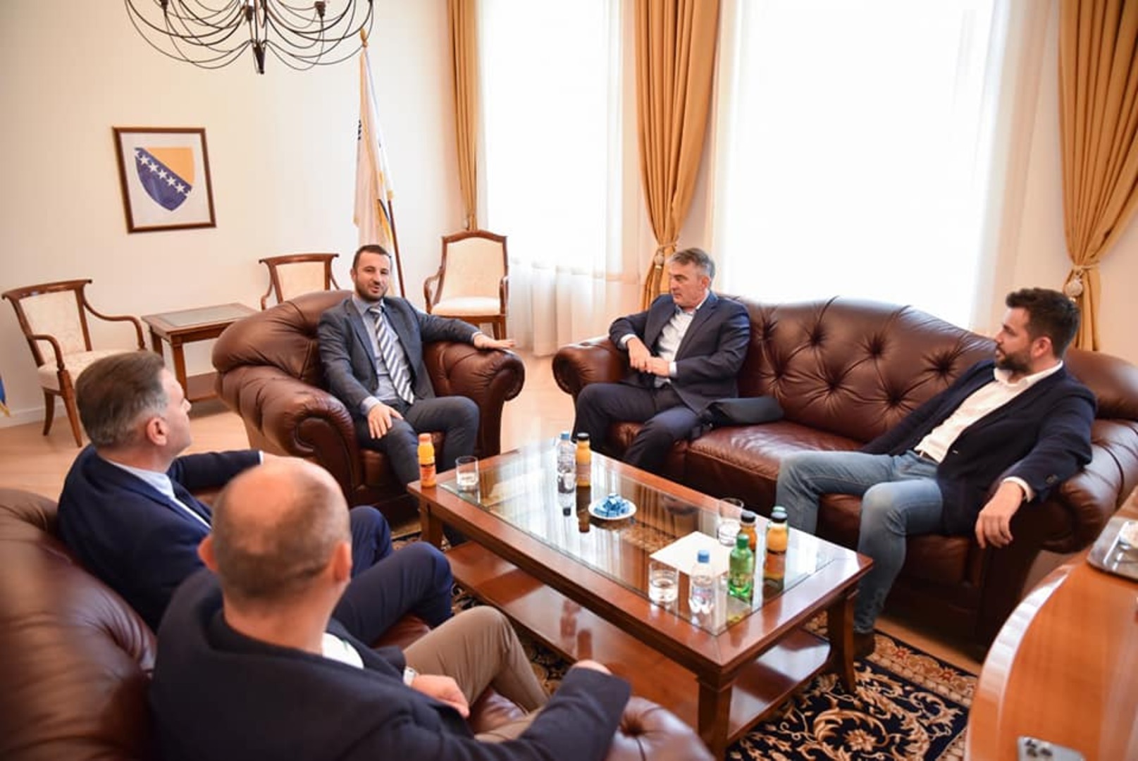 Efendić: Samo pravo. "Pa kome krivo, kome pravo" - slika 4