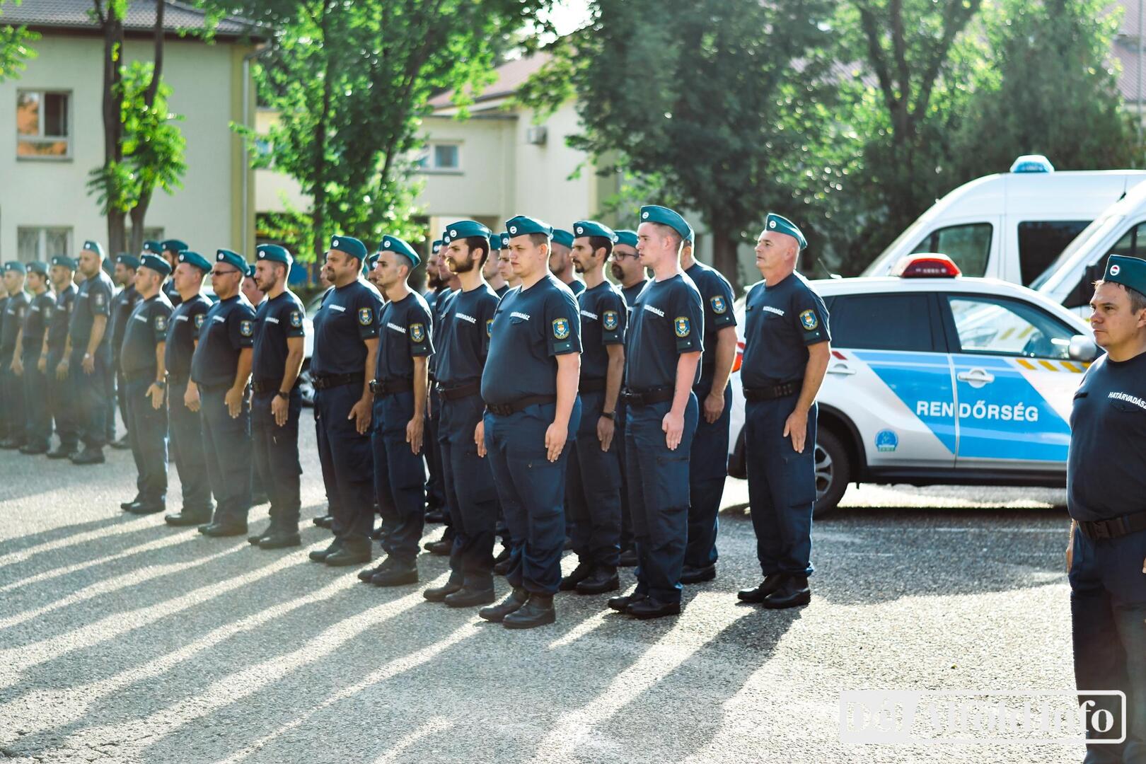 Orban pravi policiju za "lov na migrante" - slika 1