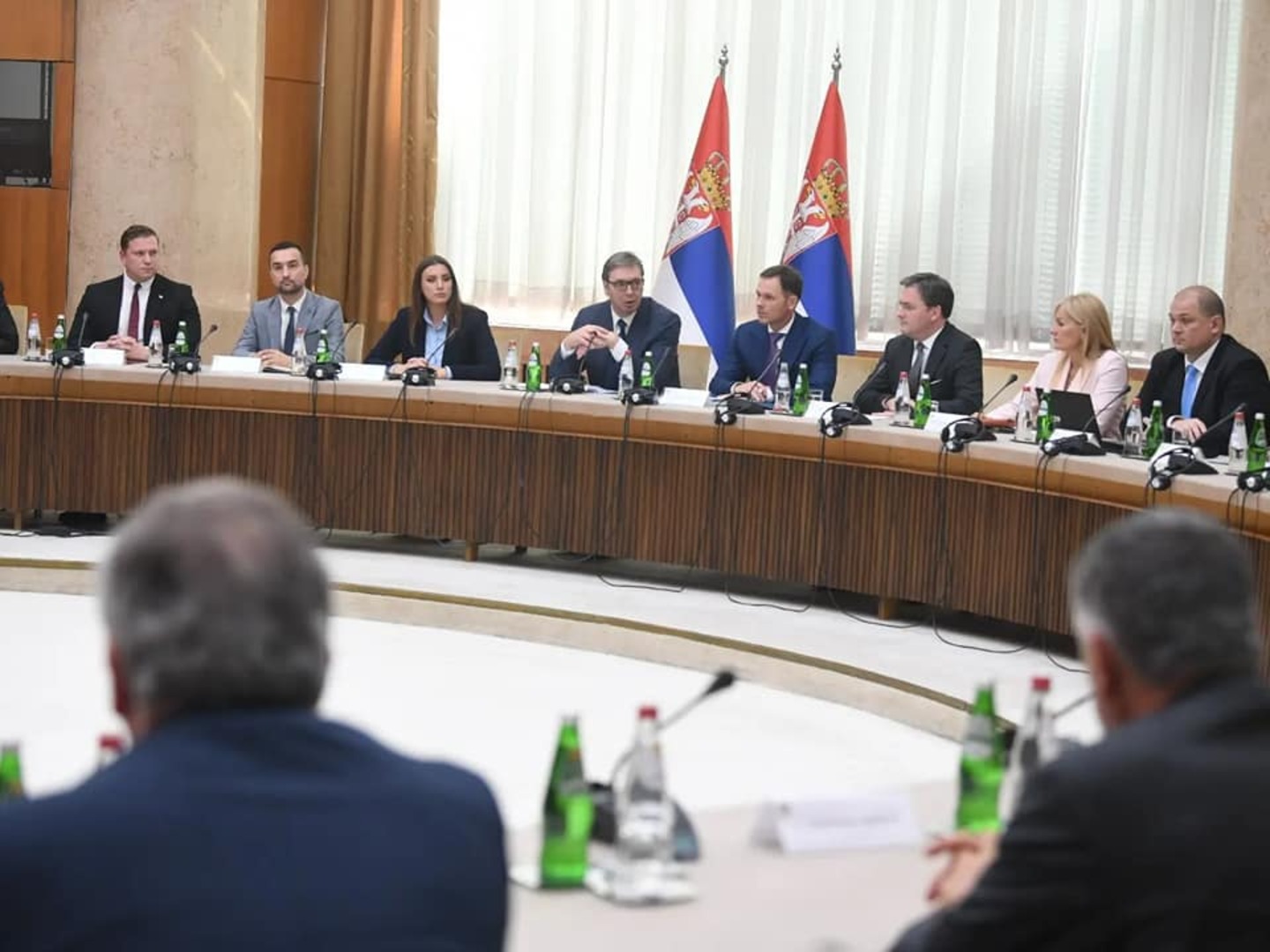 Skandalozno! Vučić entitete Rs i F BiH proglasio državama - slika 2