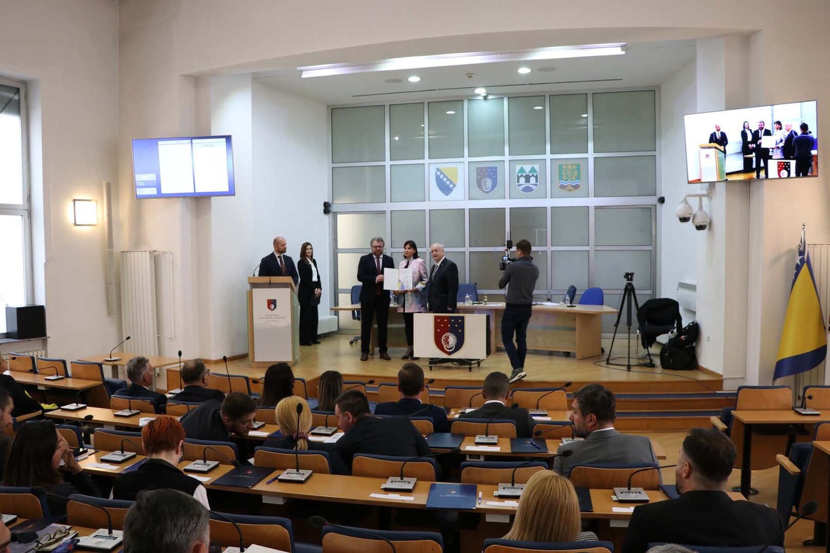 Konstituirana Skupština KS. Seka Izetbegović presretna - slika 7