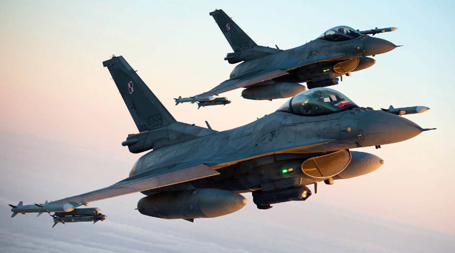 Uskoro počinje obuka ukrajinskih pilota na F-16 avionima - slika 1