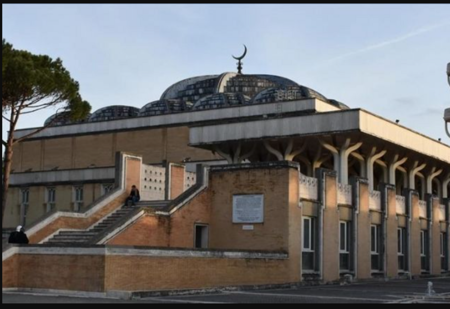 Italija uvodi restrikcije za islamske molitvene prostore: Muslimani jasno protiv - slika 1