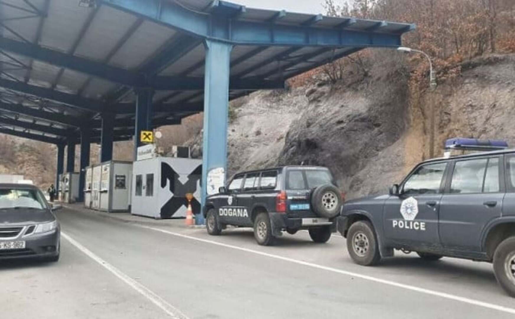 Granični punkt Jarinje otvoren za ulazak iz Srbije - slika 1