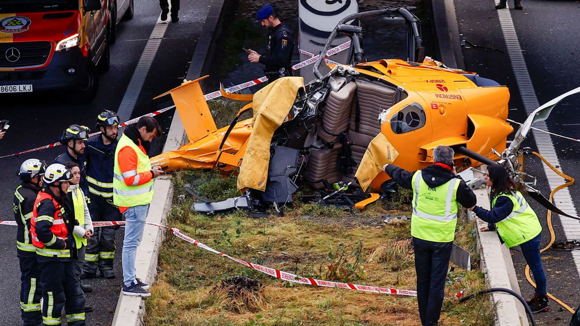 Drama u Madridu: Helikopter se srušio na obilaznicu autoceste - slika 1