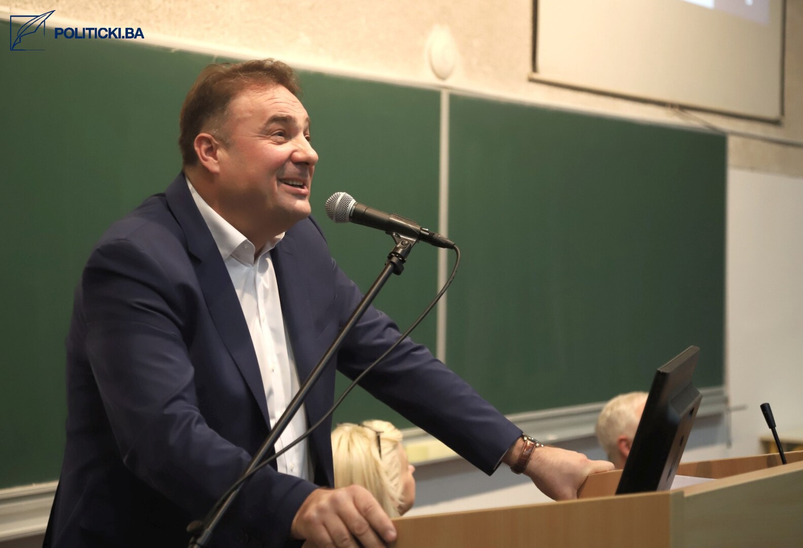 Promoviran medicinski udžbenika iz oblasti hirurgije prof. dr. Zijaha Rifatbegovića - slika 5