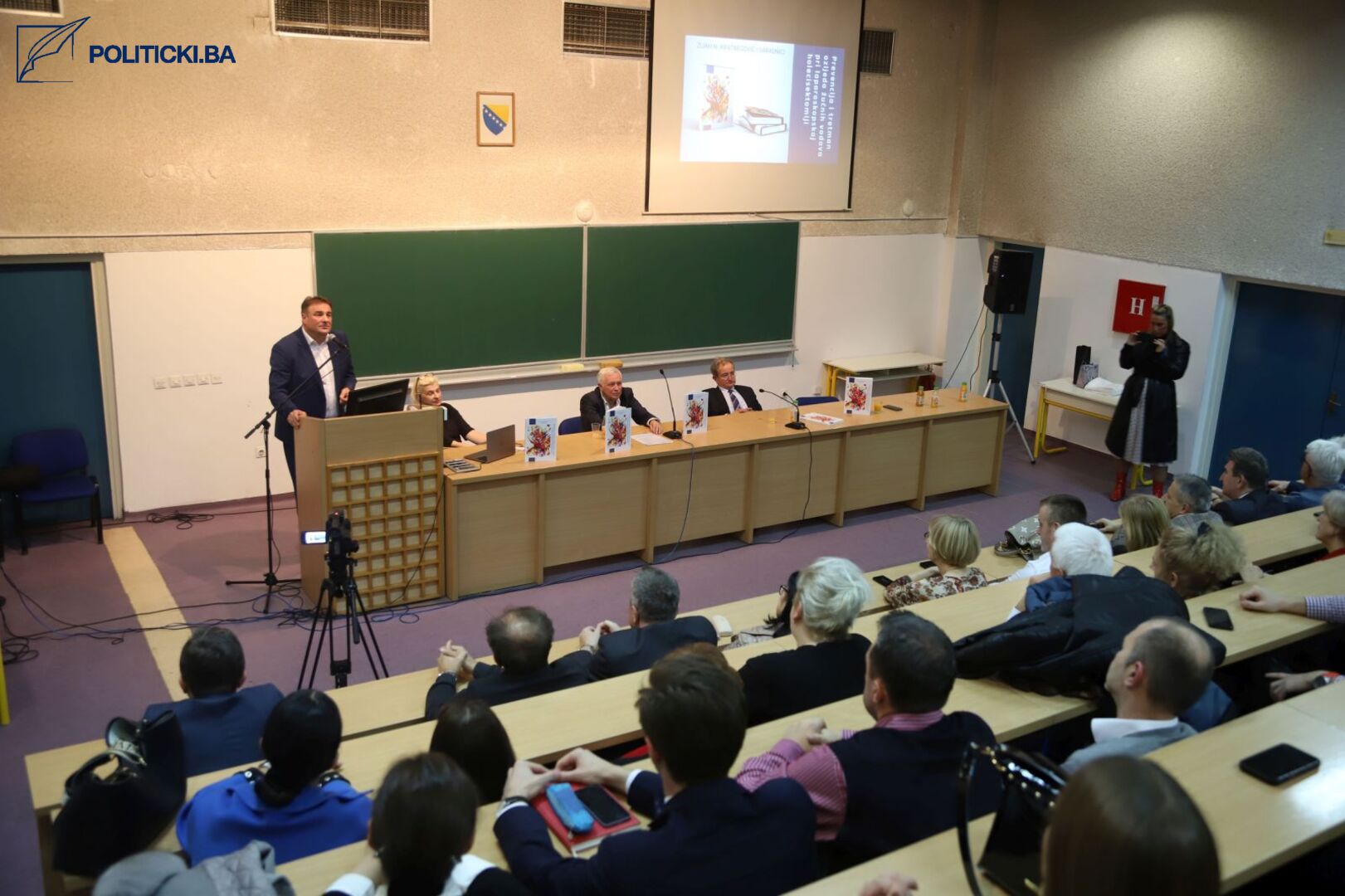 Promoviran medicinski udžbenika iz oblasti hirurgije prof. dr. Zijaha Rifatbegovića - slika 9