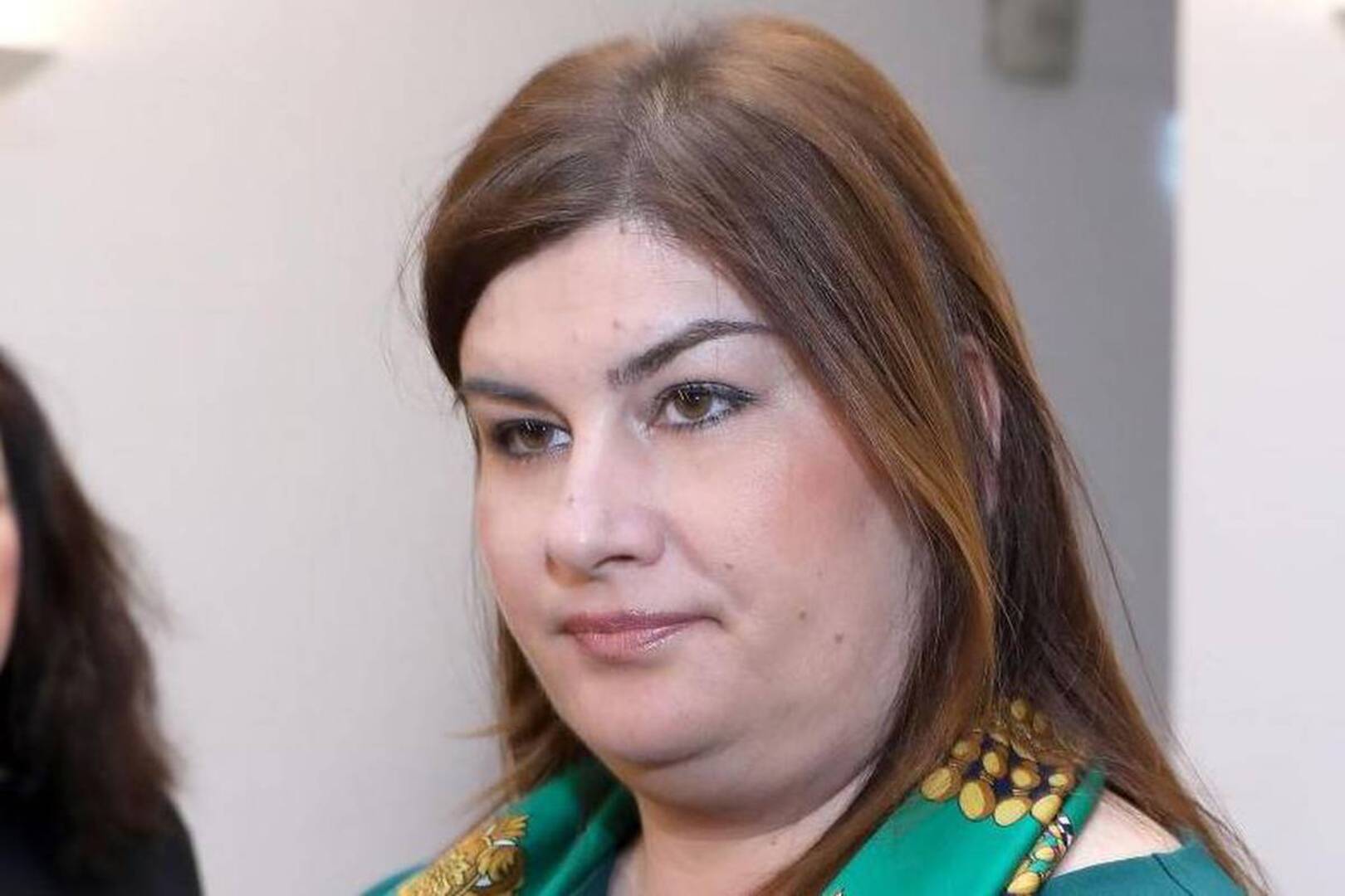 Ministrica na račun EU privatno potrošila skoro 10 hiljada eura - slika 1