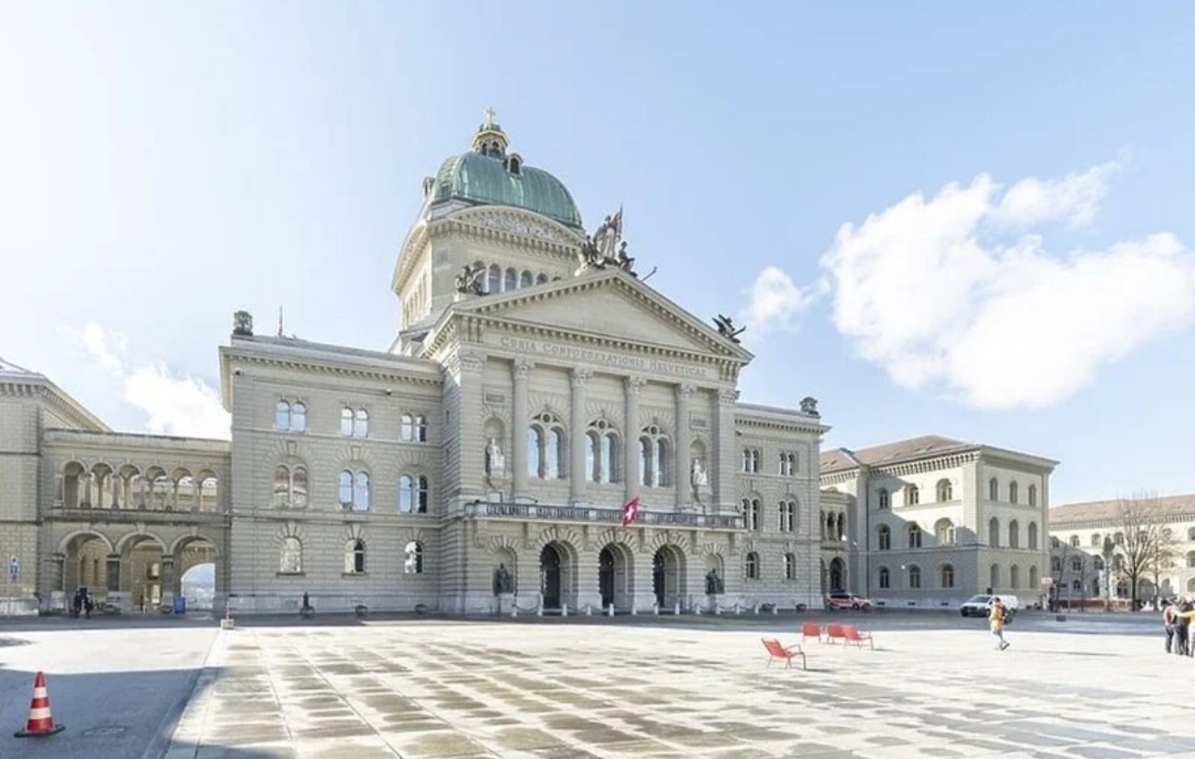 Švicarski parlament odbio prijedlog da otvori prostoriju za molitvu zastupnika - slika 1