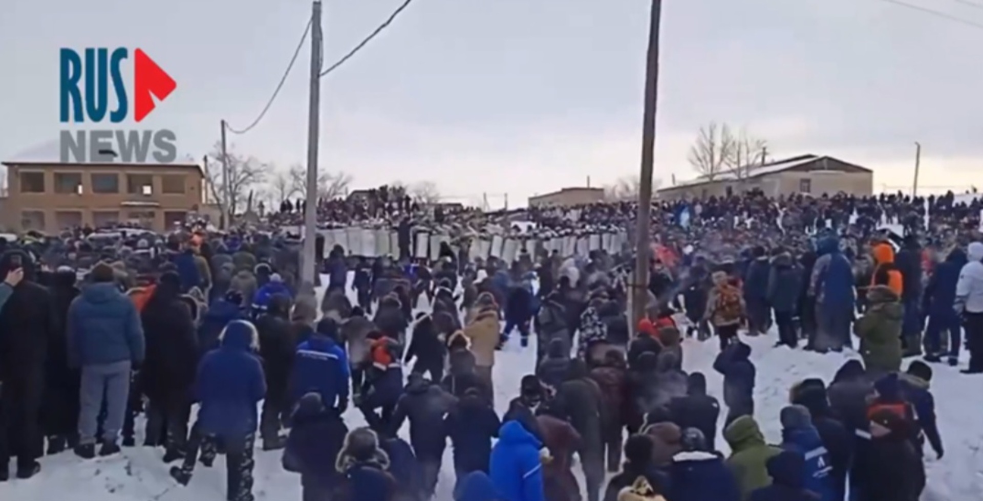 Izbili neredi u Rusiji - slika 1
