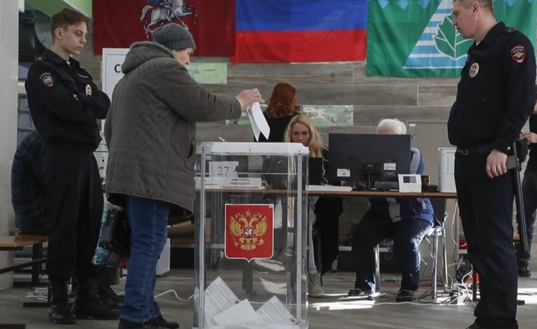 Putinovi kritičari pozivaju na proteste posljednjeg dana izbora - slika 1