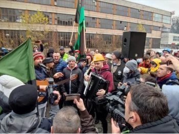 Rudari su ponovo na ulicama i demonstriraju. Političari su…