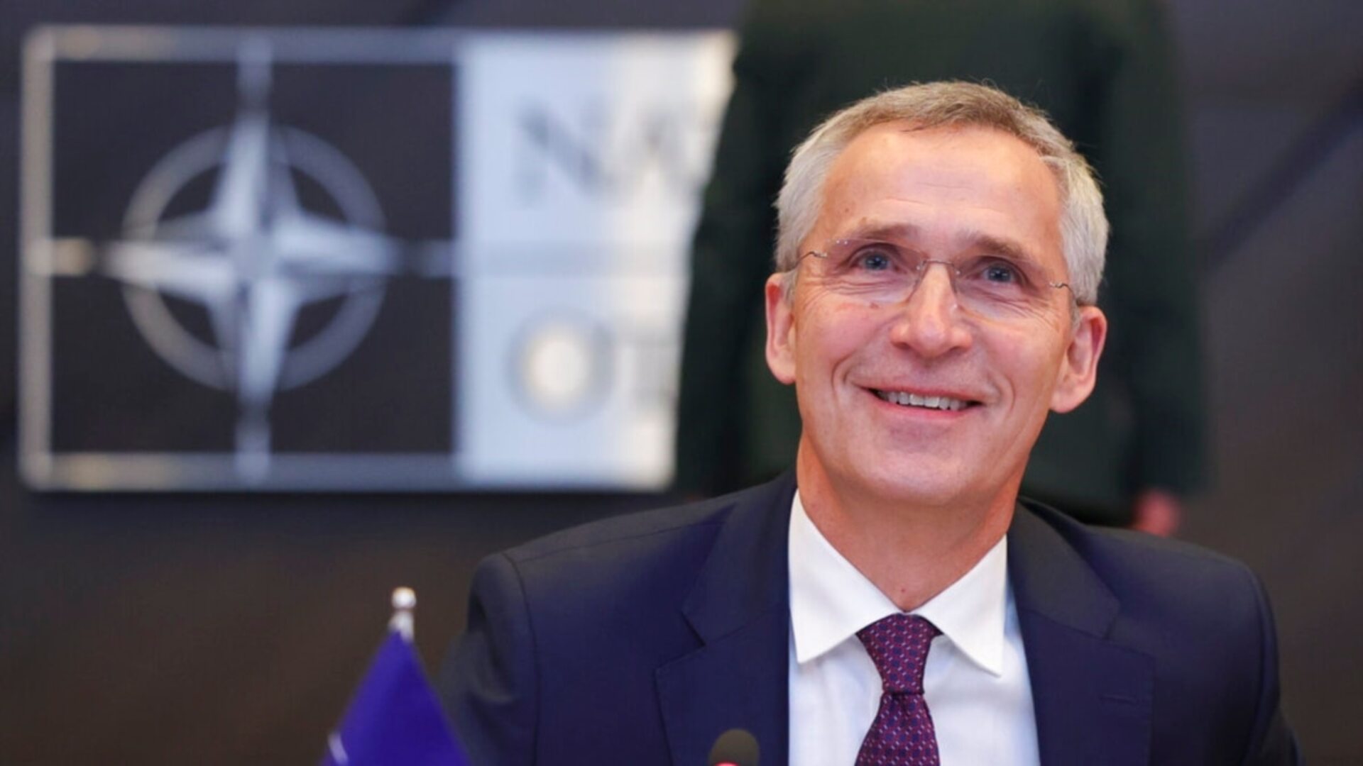 Stoltenberg: Povjerenje Ukrajine u NATO narušeno je zbog kašnjenja pomoći - slika 1