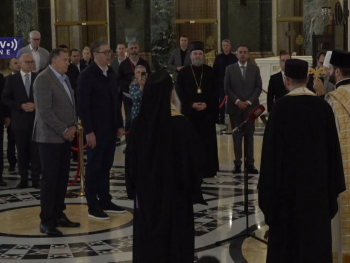 Blagosiljanje počinilaca i negatora genocida!