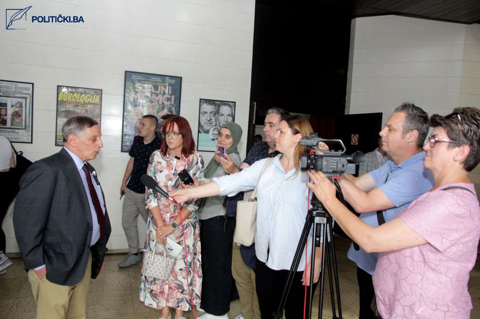 Roy Gutman u Tuzli – emotivni susret sa akterima događaja o kojima je u ratu pisao - slika 6