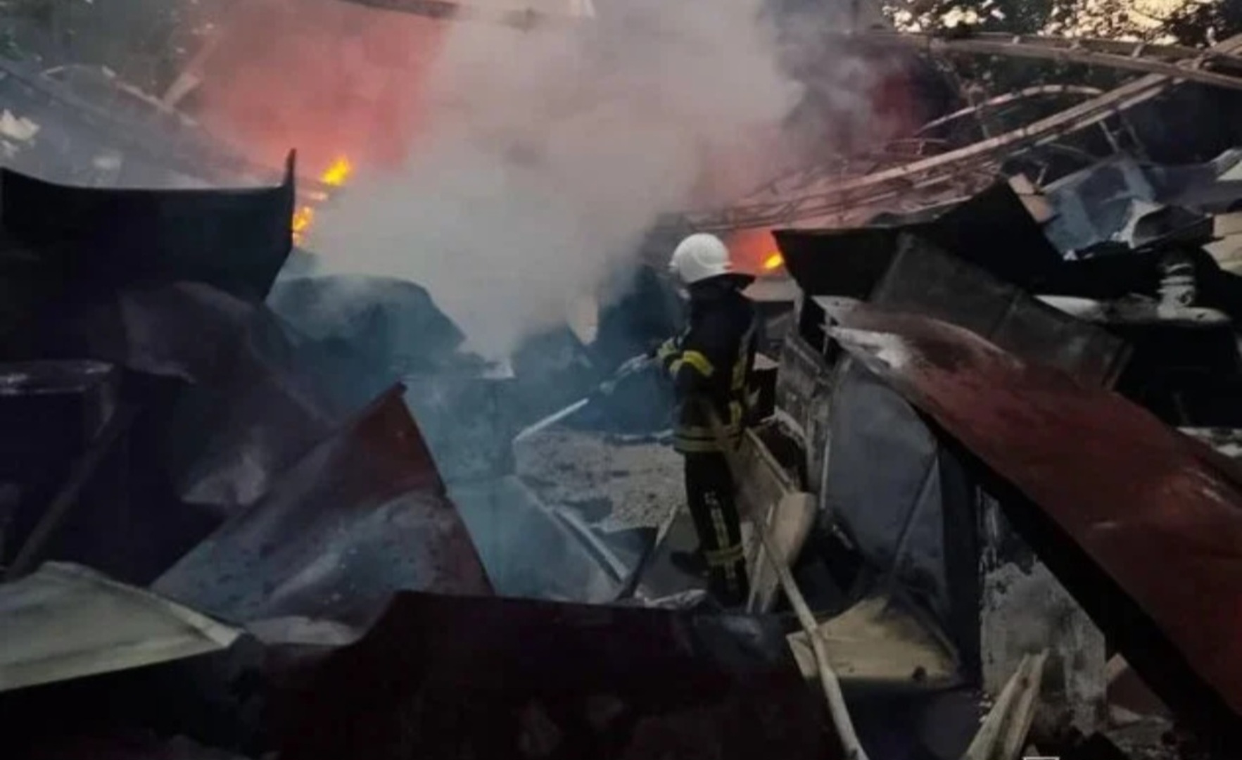 Rusija žestoko napala Ukrajinu, oštećena energetska infrastruktura - slika 1