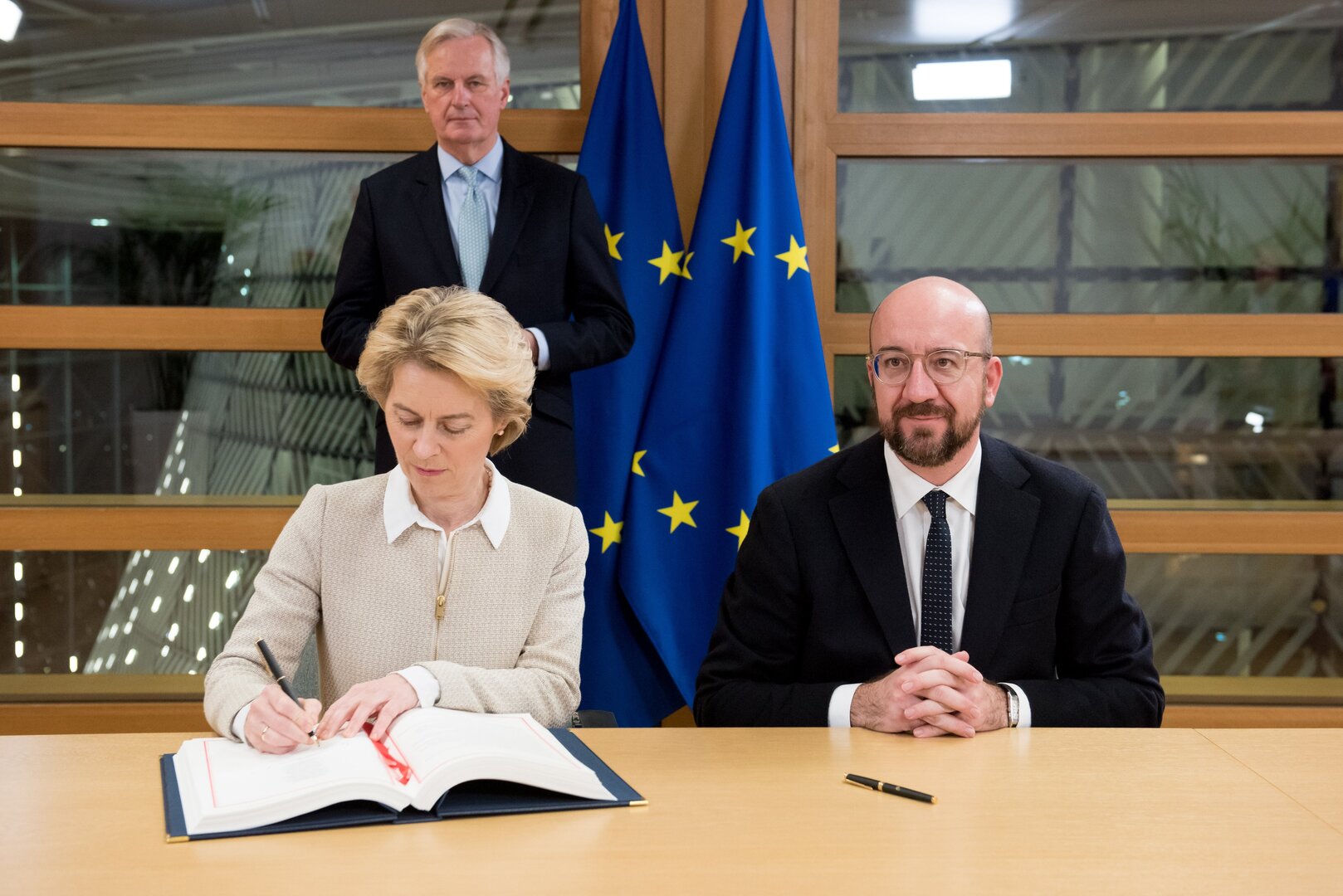 Michel pokušava osujetiti Von der Leyen da dobije novi mandat - slika 1
