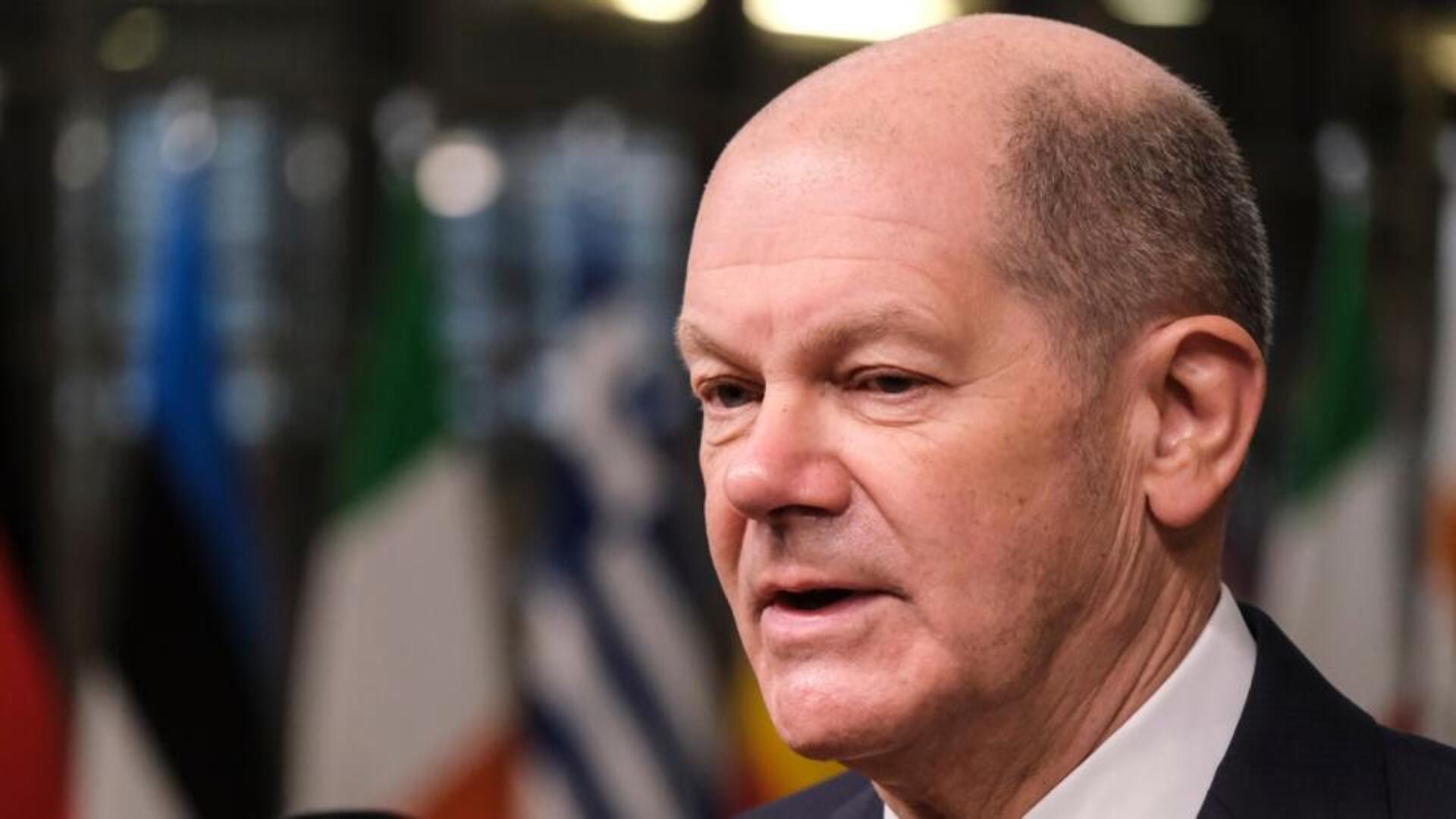 Scholz: Putinovi mirovni prijedlozi nisu ozbiljni - slika 1