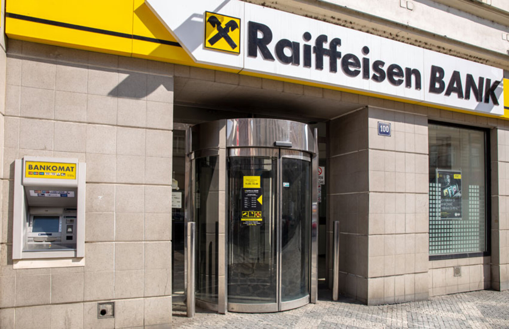 Raiffeisen banka u Austriji kažnjena sa dva miliona eura - slika 1