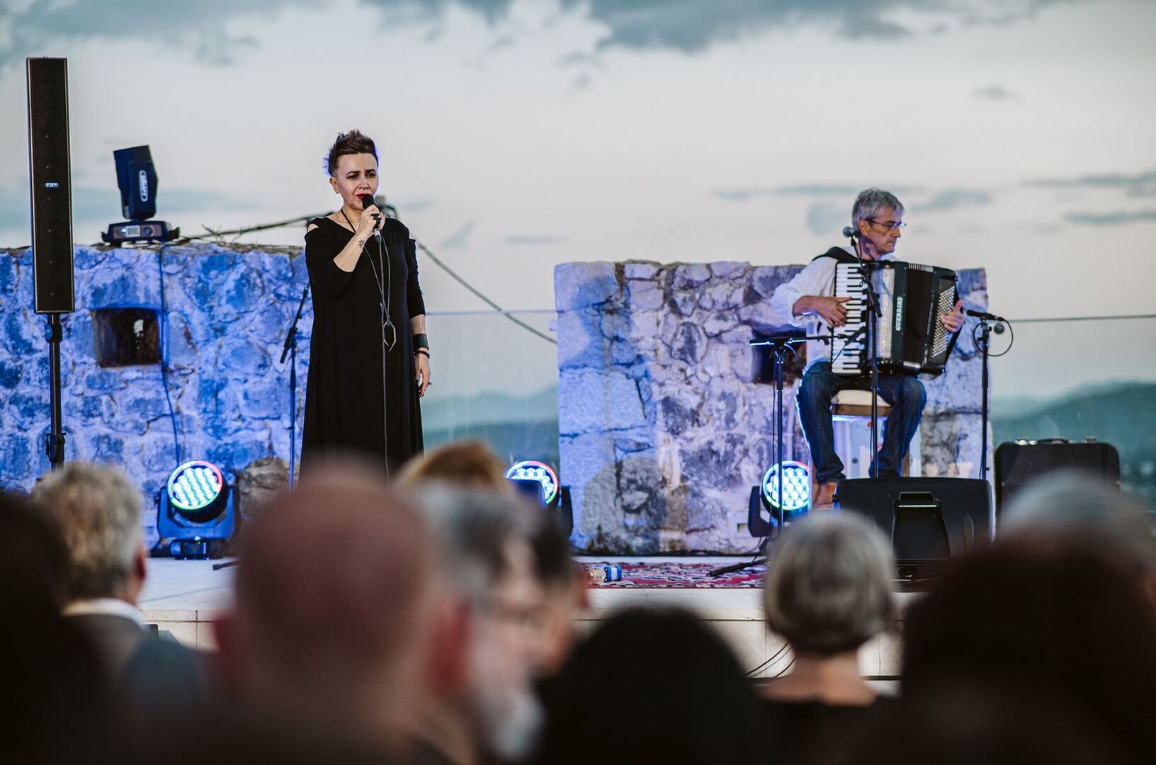 Ured EU u BiH organizovao spektakularan koncert u Počitelju - slika 2